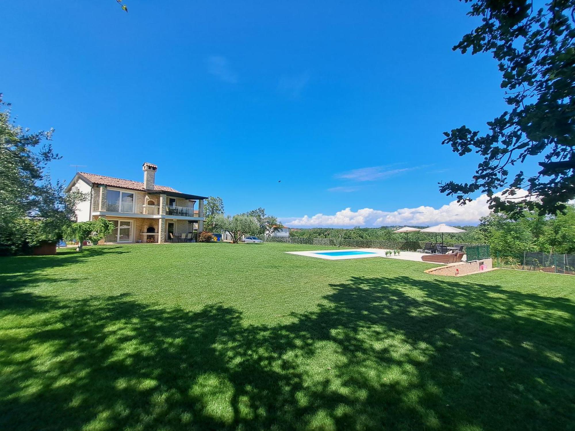 Apartments Villa Sotlar With Pool Умаг Экстерьер фото