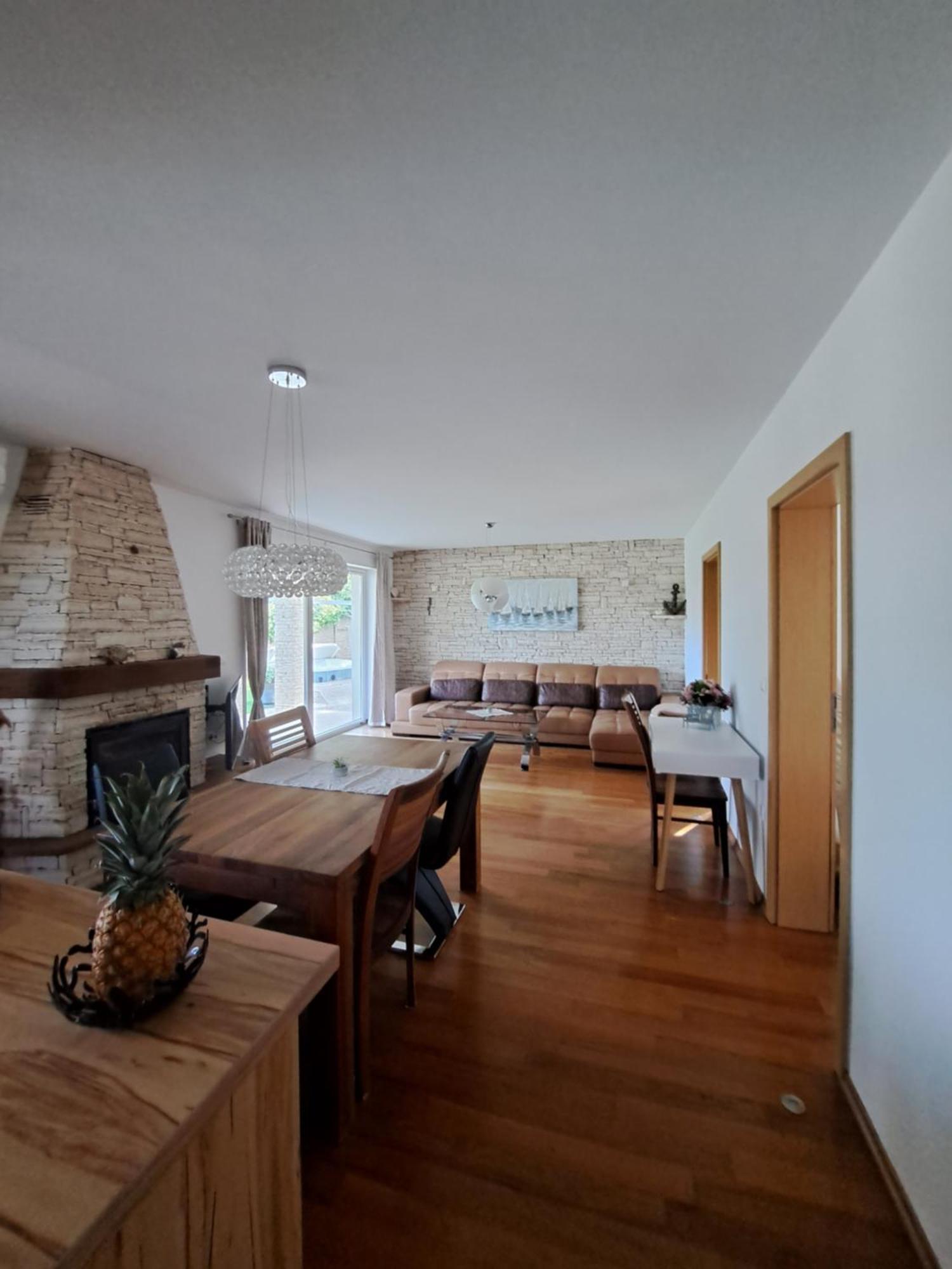 Apartments Villa Sotlar With Pool Умаг Экстерьер фото